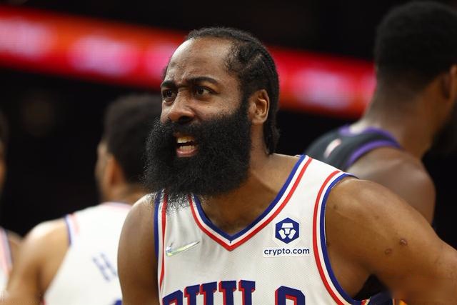 杜兰特领跑的最新NBA生涯总收入榜