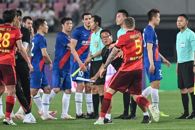 豪华品牌价格下滑 国产车却逐渐升价：汽车市场悄然变革